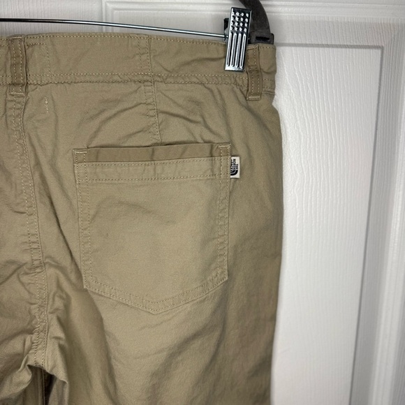 The North Face Women's Tan Boot Cut Pants with Convertible Roll Up Size 10 GUC - Picture 5 of 9